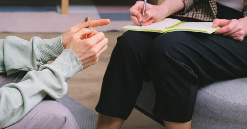 NLP מבוסס על מספר הנחות יסוד מרכזיות